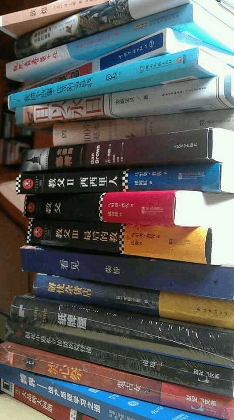 整理閑置日用品，傳遞愛心在義賣